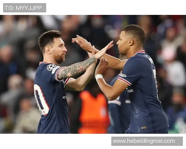 世界杯精彩对决巴黎圣日耳曼与莱比锡战成平局全场沸腾瞬间回顾