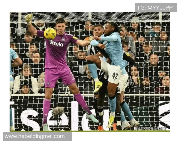 西甲大战曼城大胜波尔图神奇扑救引发争议判罚全场沸腾